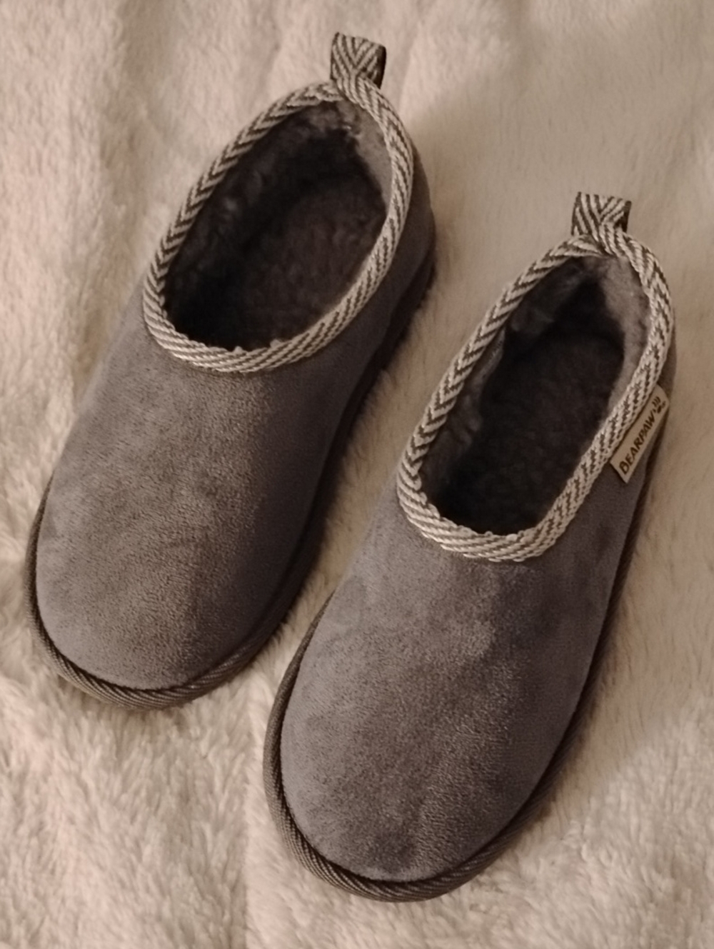 Bearpaw Children's shoes size 10 New